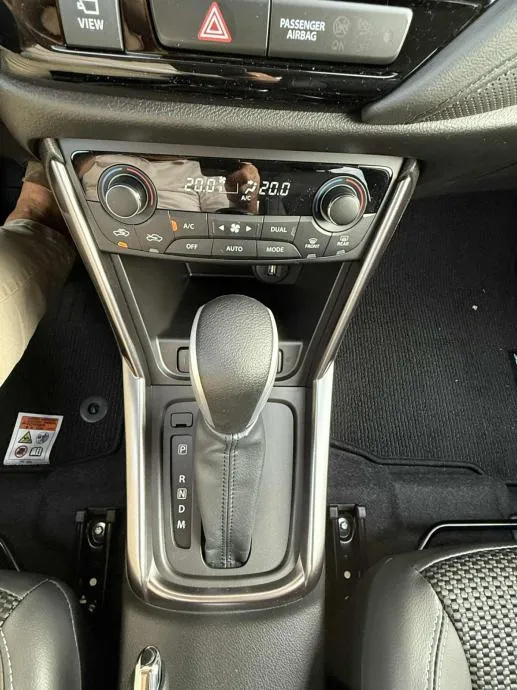 s-cross 1,4 hyb automatik glx elegance 2wd - dostupno odmah!!! - slika 12