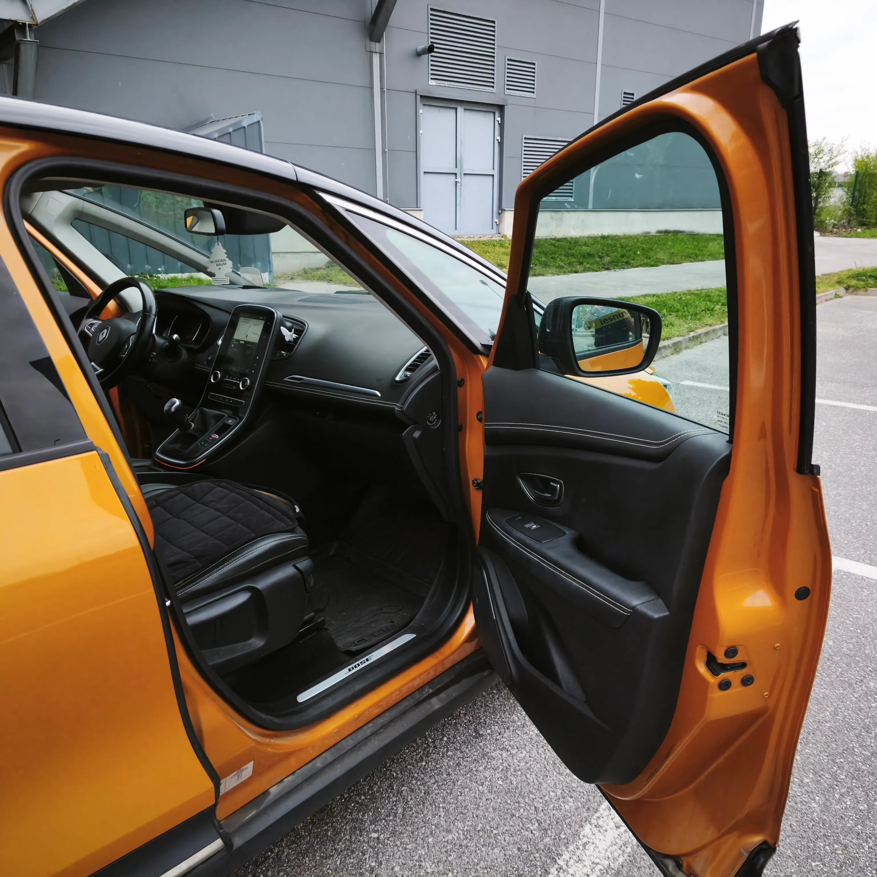 renault scenic iv bose energy dci 110 - slika 8