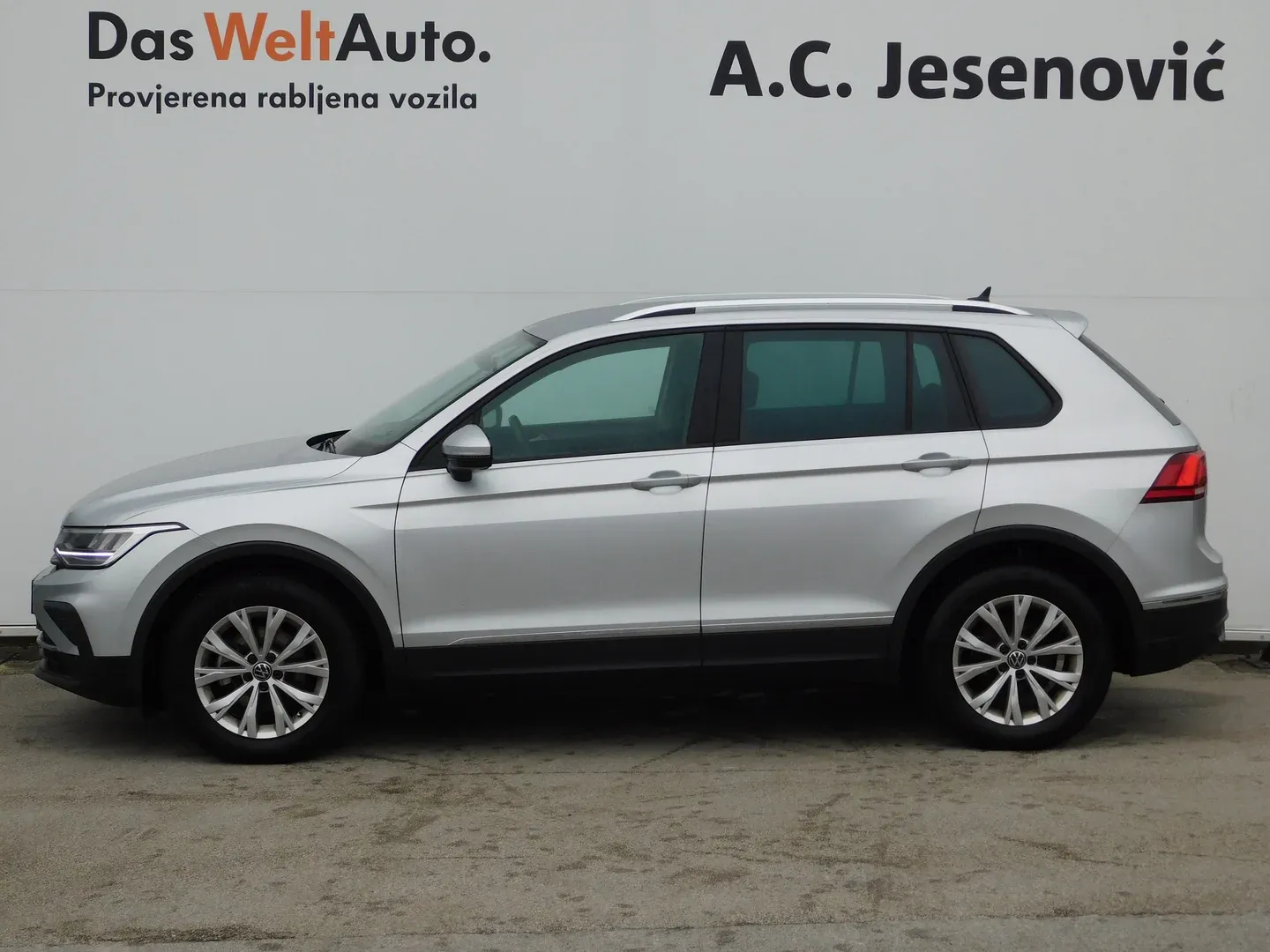 11637 volkswagen tiguan 2.0 tdi dsg life - slika 6