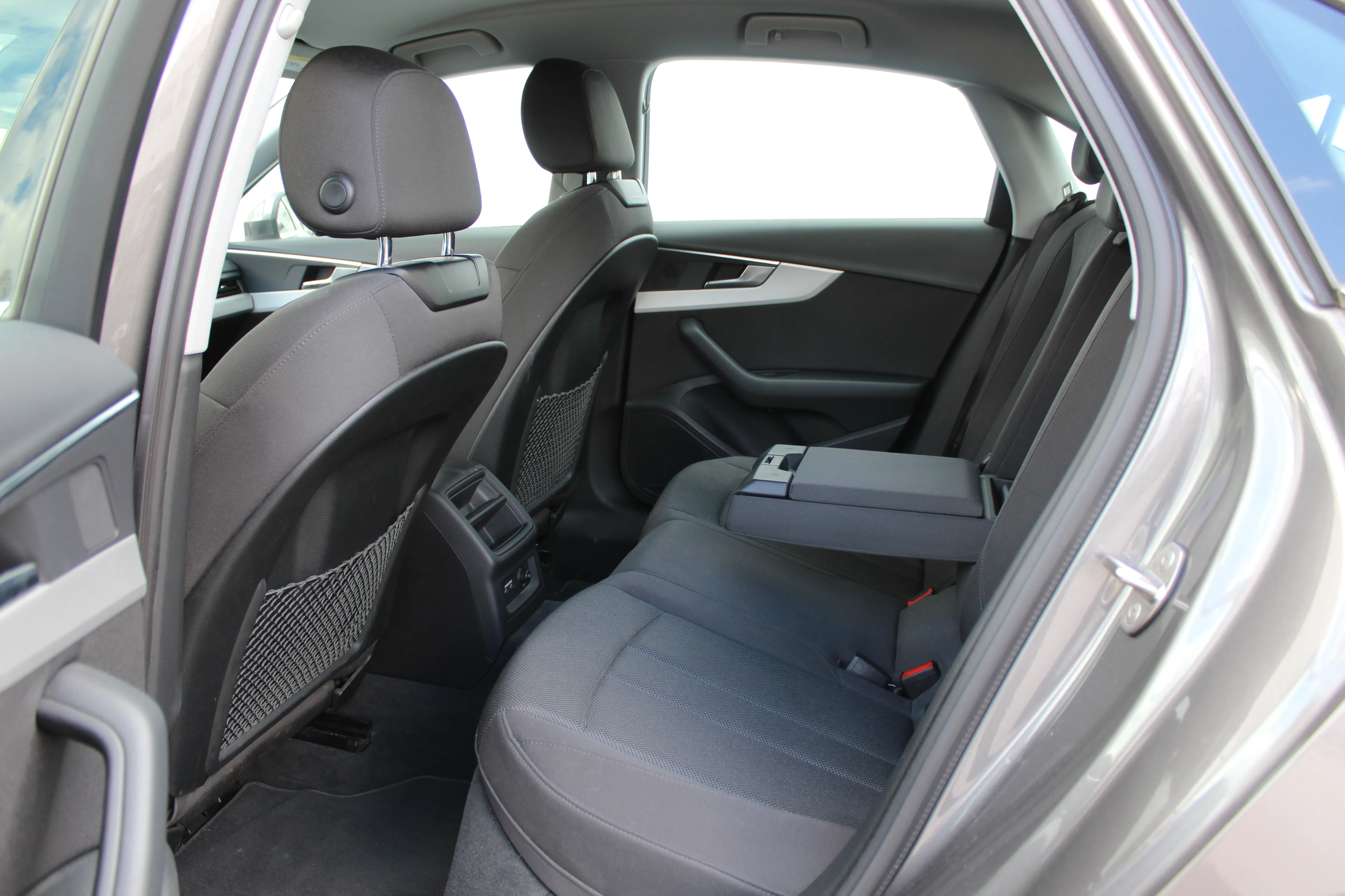 13151 audi a4 30tdi s tr - slika 11