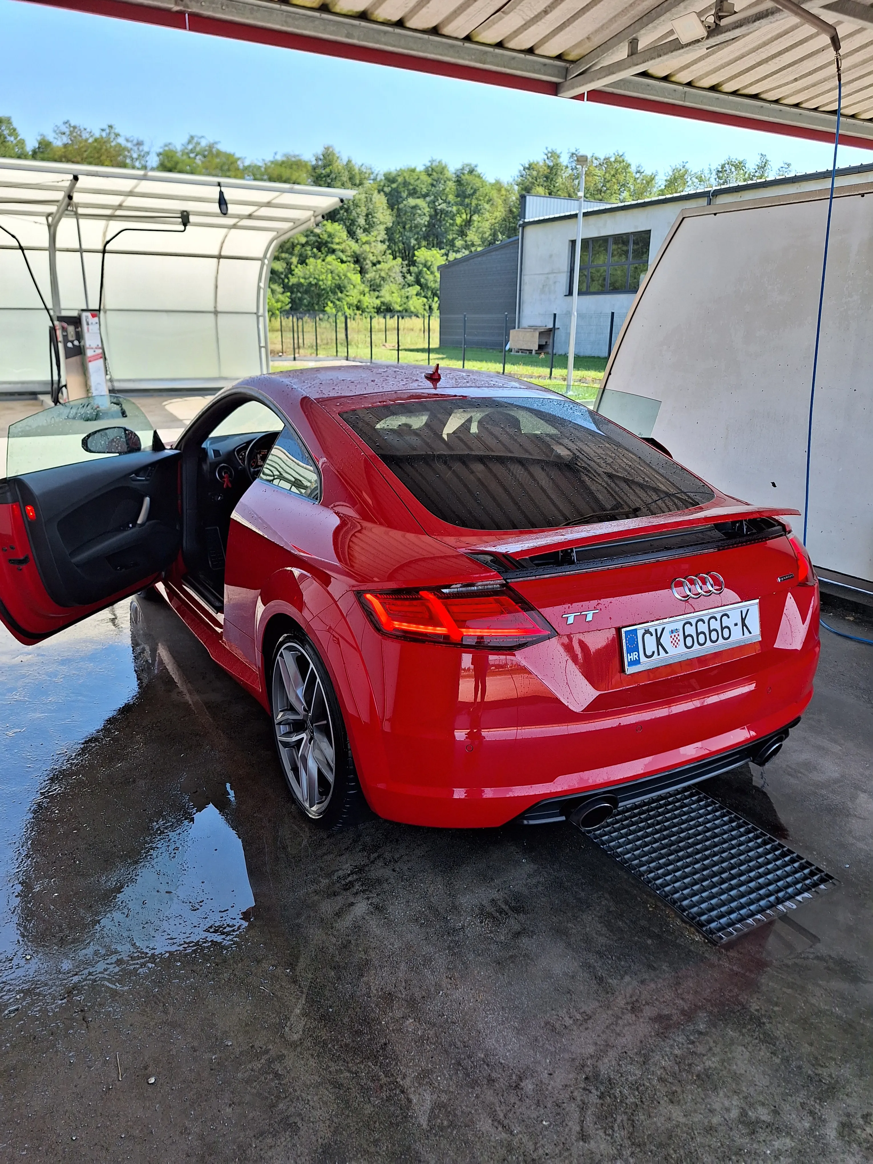 audi tt,2.0 tfsi quattro,s-line,sportback - slika 9