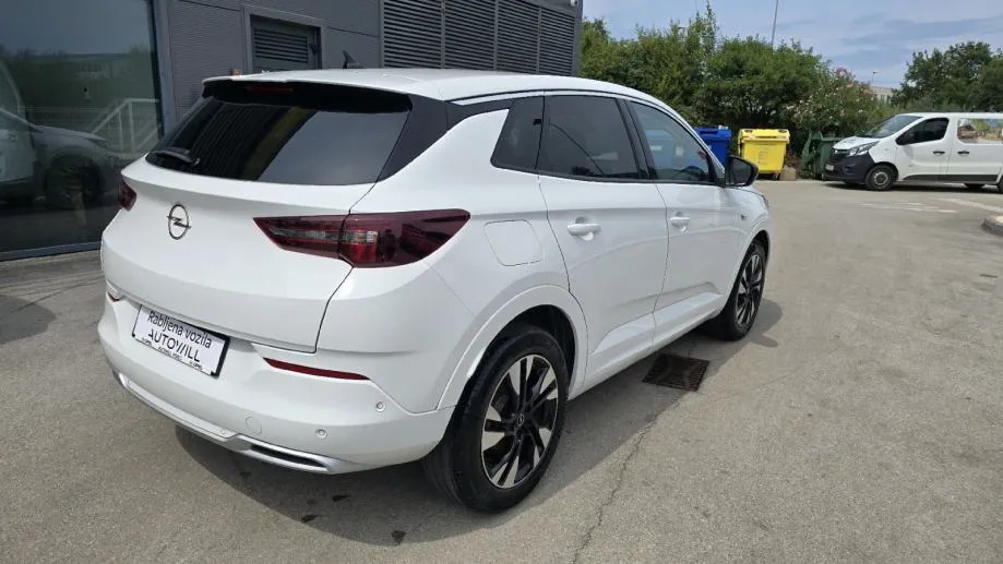 opel grandland f 1,2 xht * vozilo u tvorničkom jamstvu* - slika 4