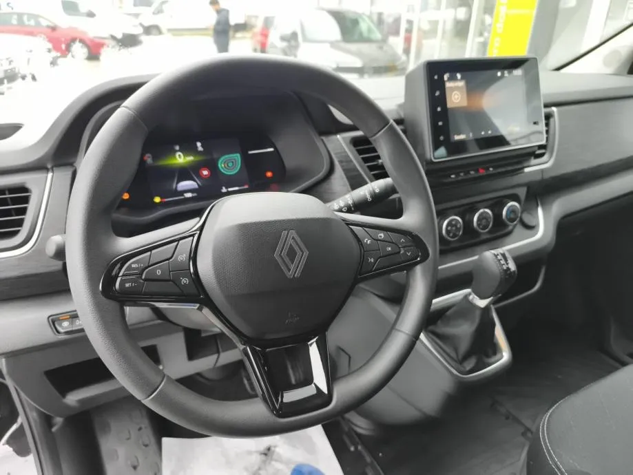 renault traffic passenger grand intens dci 170 automatik - slika 11