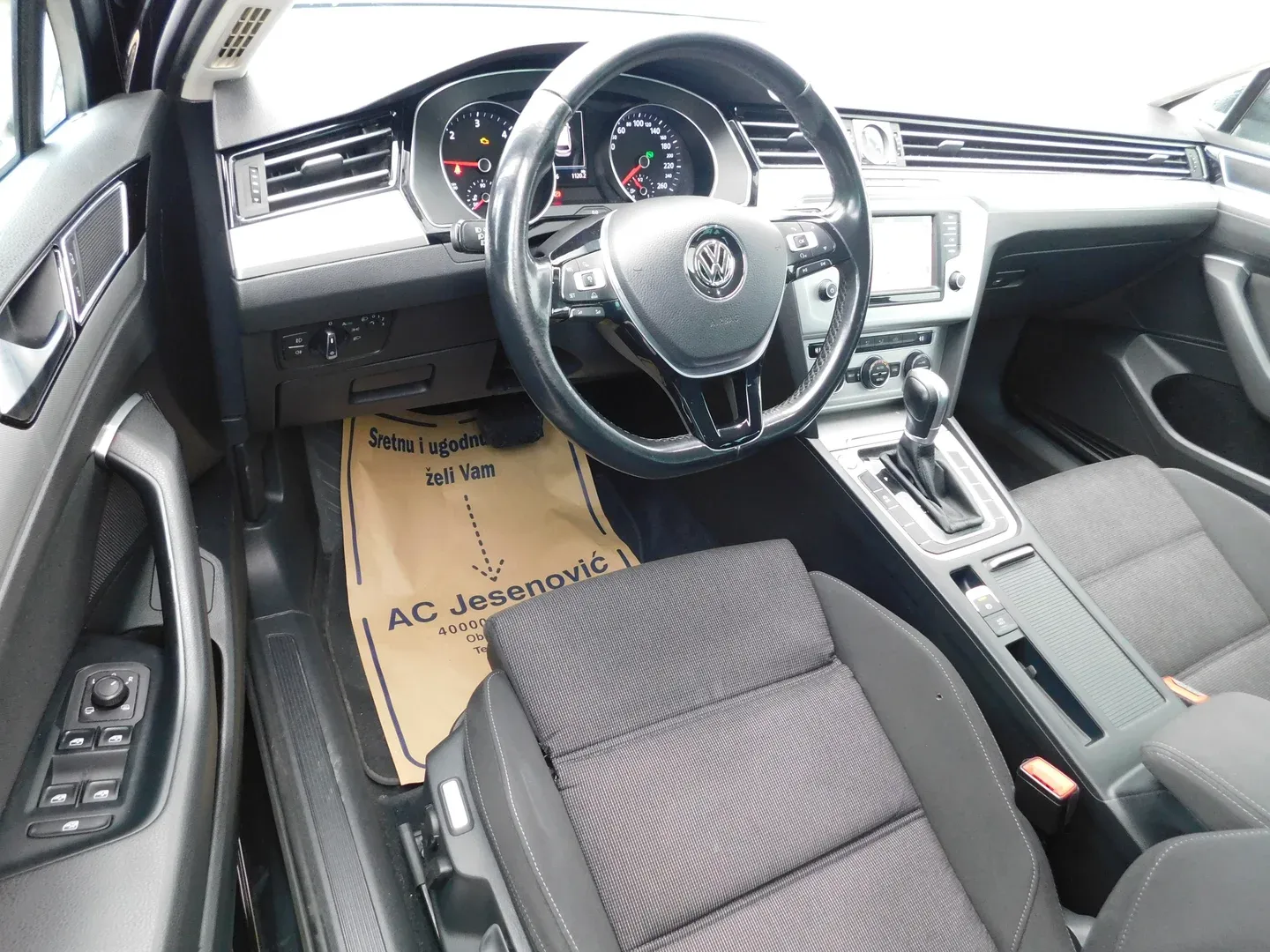 12556 volkswagen passat variant 1.6 tdi dsg comfortline - slika 8