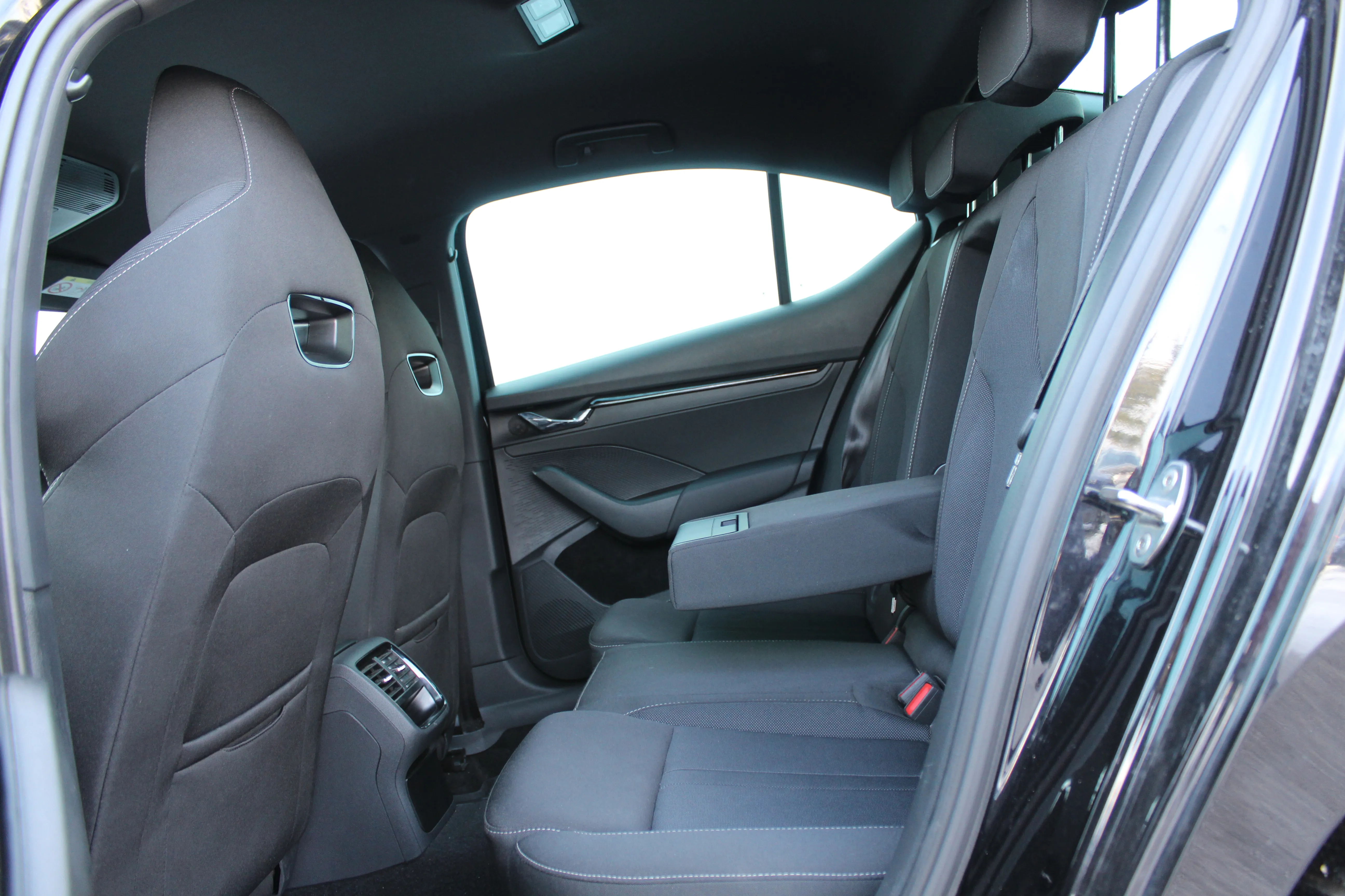 10882 škoda octavia sportline 2.0 tdi - slika 10