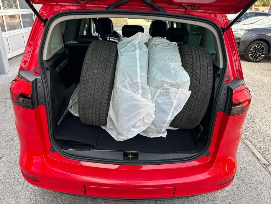 opel zafira 2,0 cdti - 145.000km - full - servisna - reg 1 god!! - slika 18
