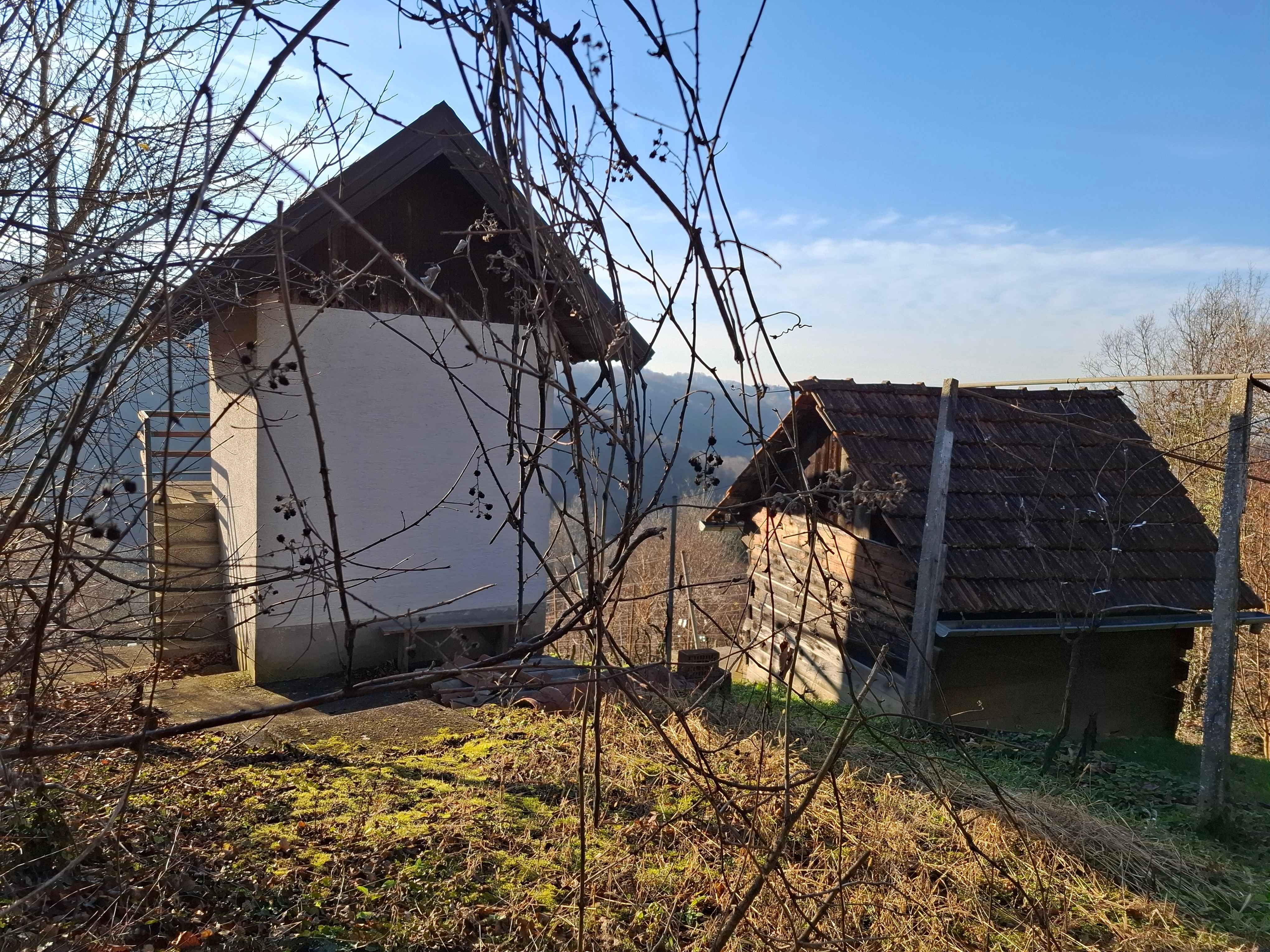 klijet sa zemljištem 710 m2 - slika 10