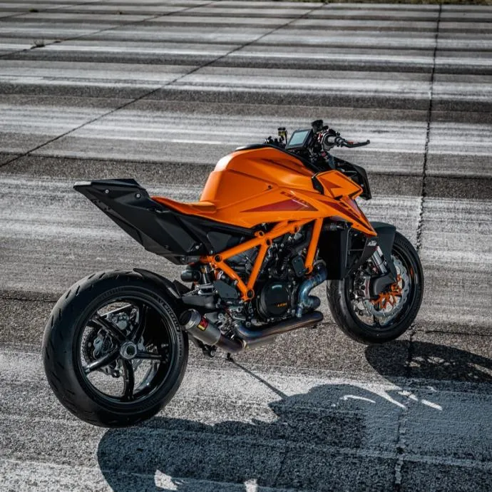 ktm 1390 super duke r evo, novo, 2024 god. - slika 3