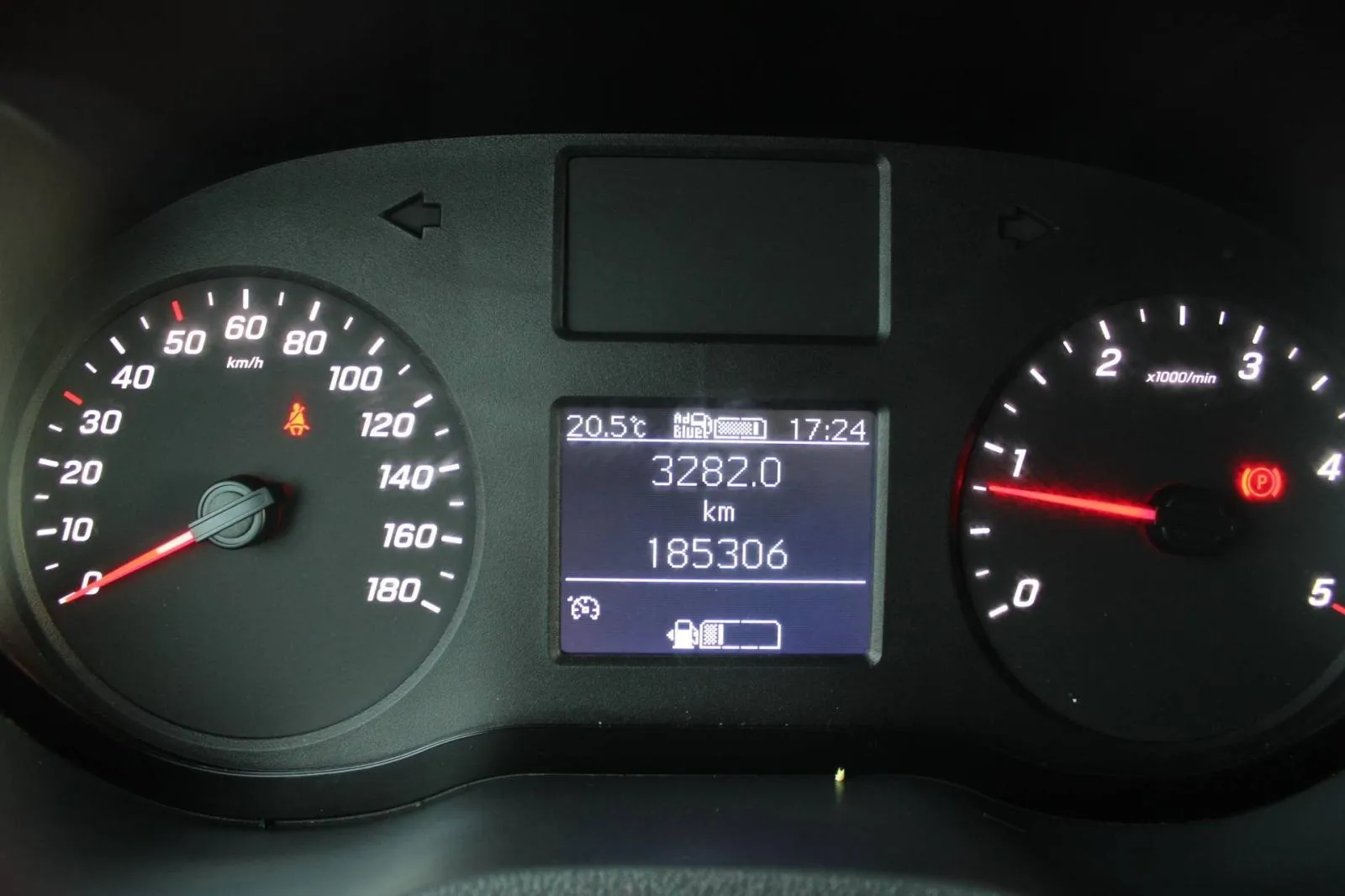 mercedes-benz sprinter 315 cdi kutija, 2022 god. - slika 2