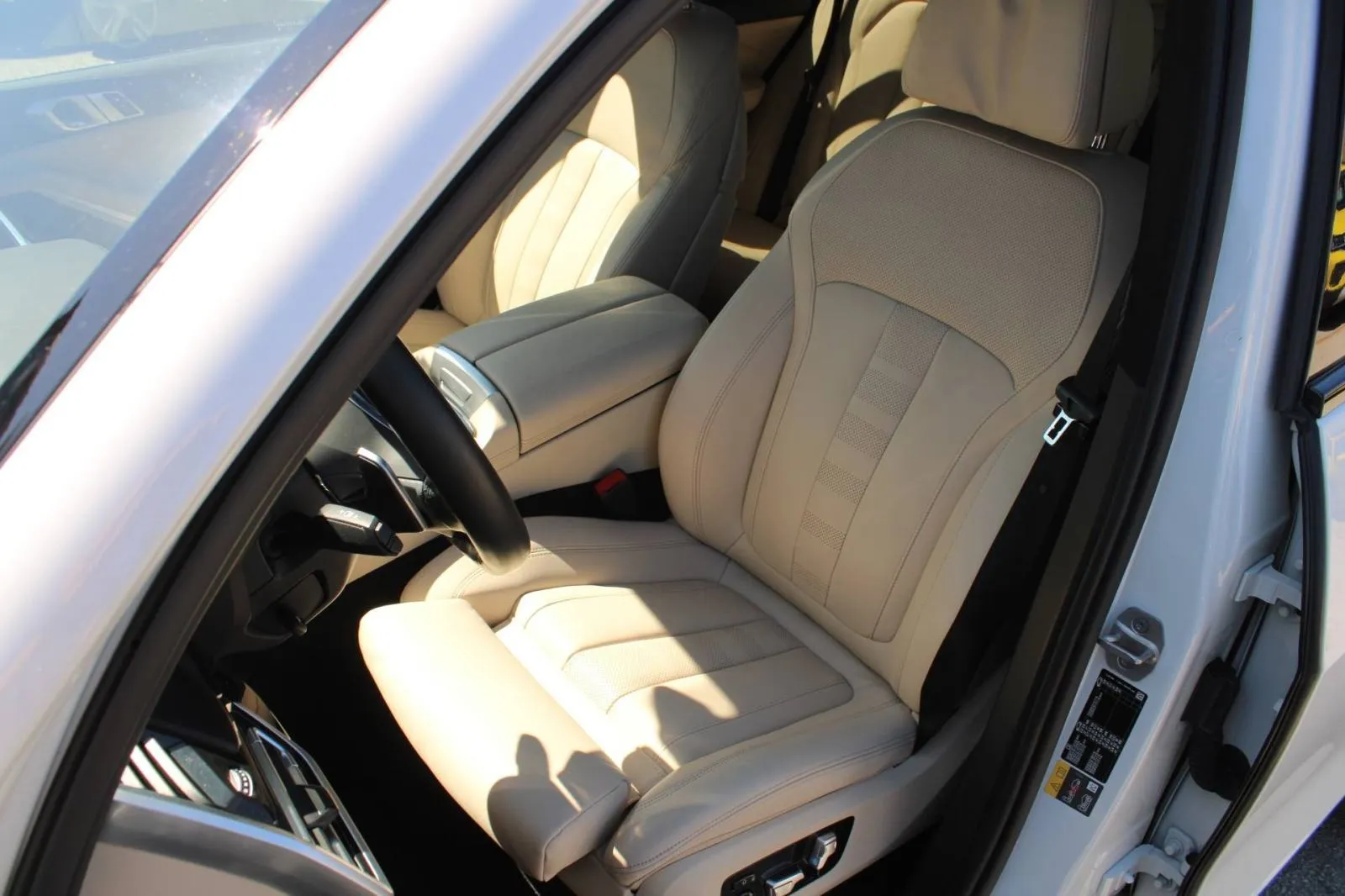 bmw x5 xdrive 45e m-paket *led, navigacija, kamera* - slika 12