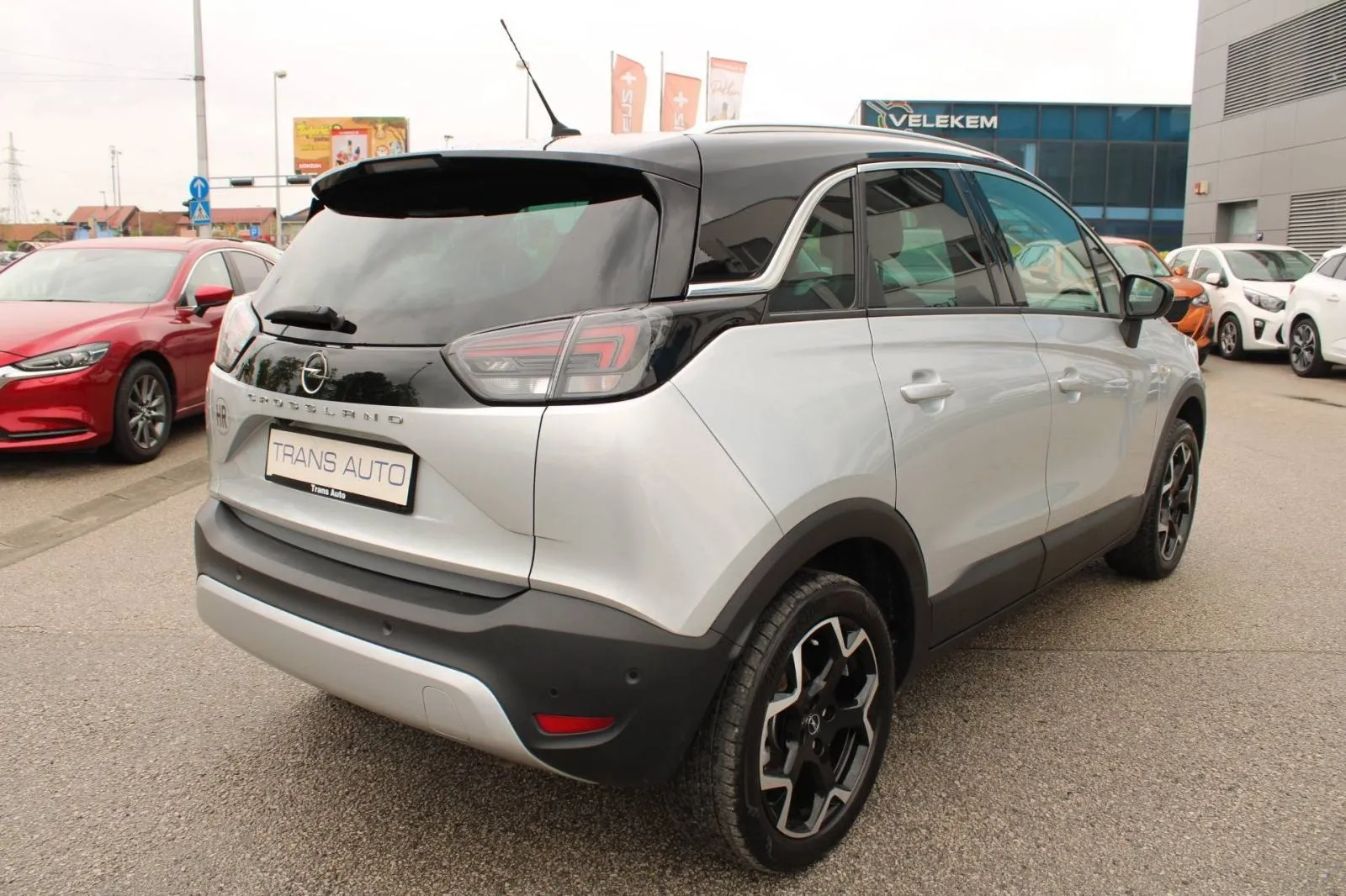 opel crossland 1.2 turbo ultimate *led, navigacija, kamera* - slika 5