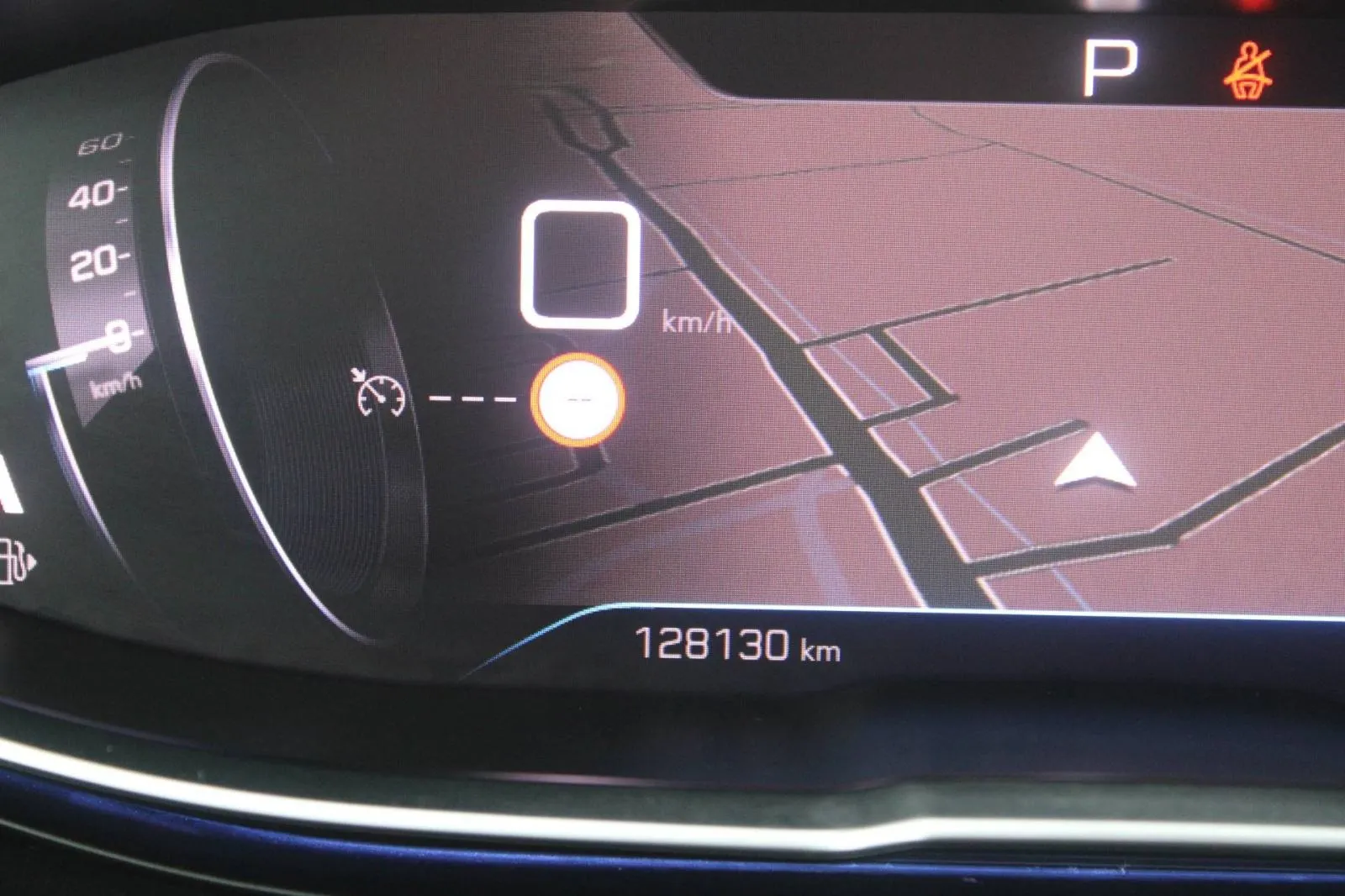 peugeot 3008 1.5 hdi automatik allure *led, navigacija, kamera* - slika 22