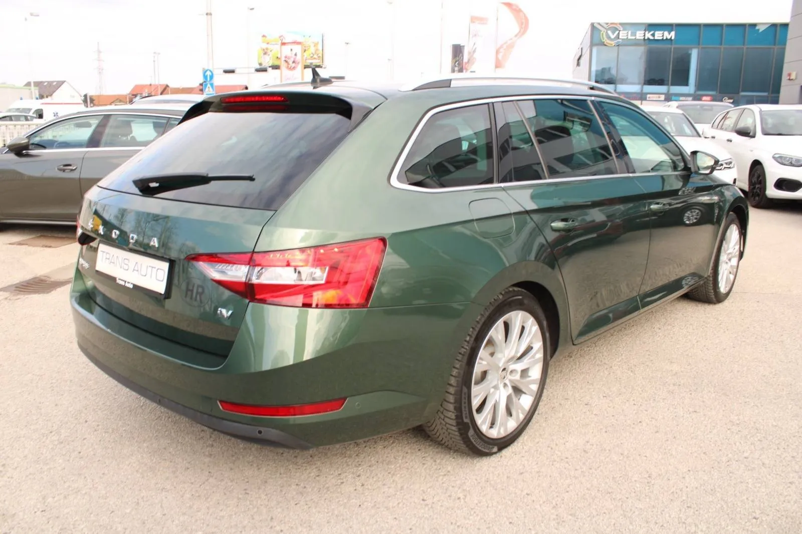 škoda superb combi 1.4 tsi iv automatik *led, navigacija, kamera* - slika 5