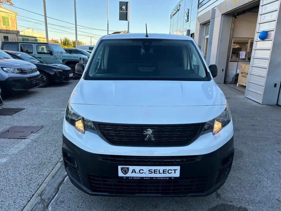 peugeot partner 1.2 - n1 - 2021 - 120000km - kamera - navi - tempomat! - slika 3