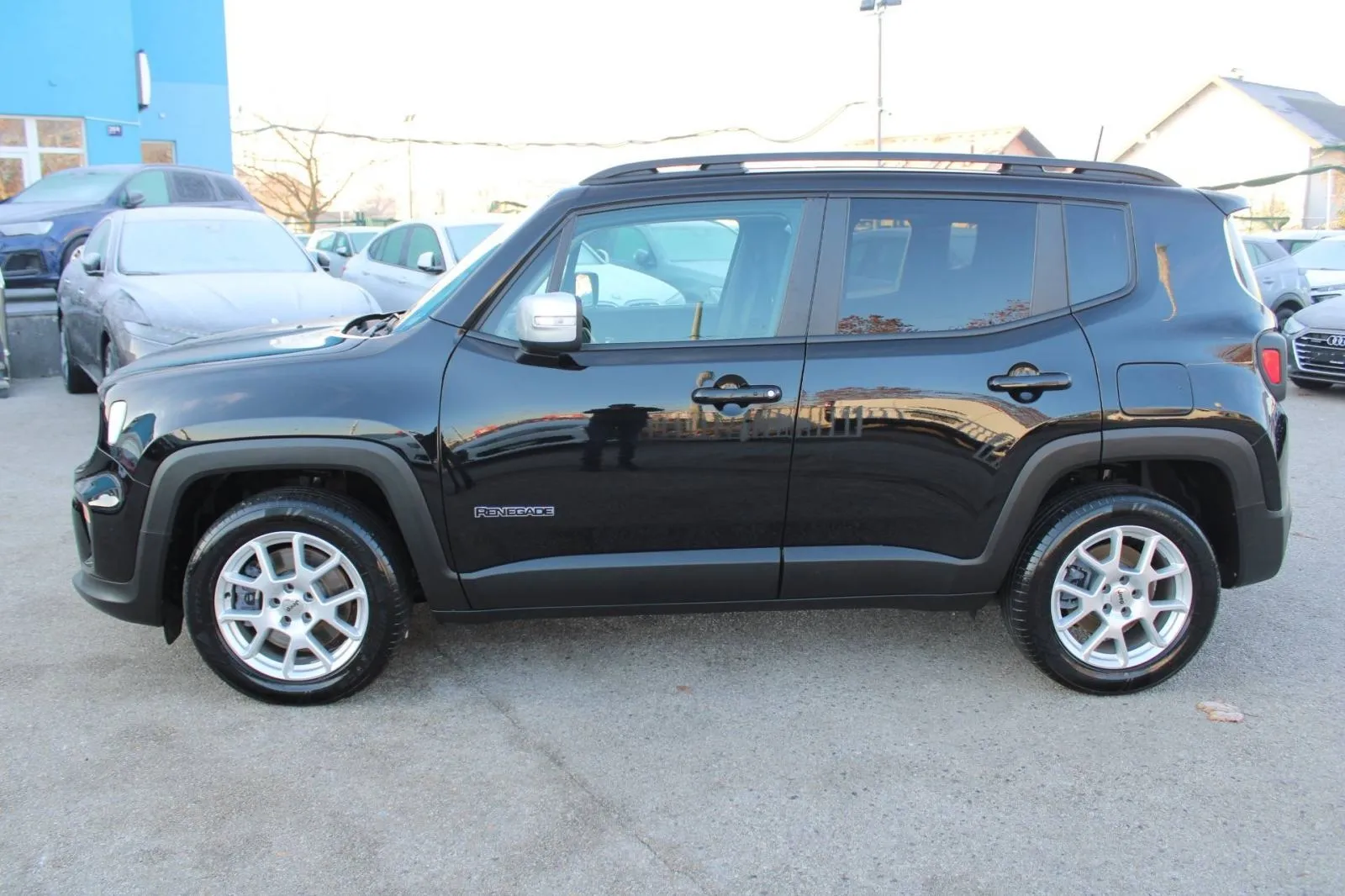 jeep renegade 1.3 t4 phev limited 4x4 automatik - slika 8