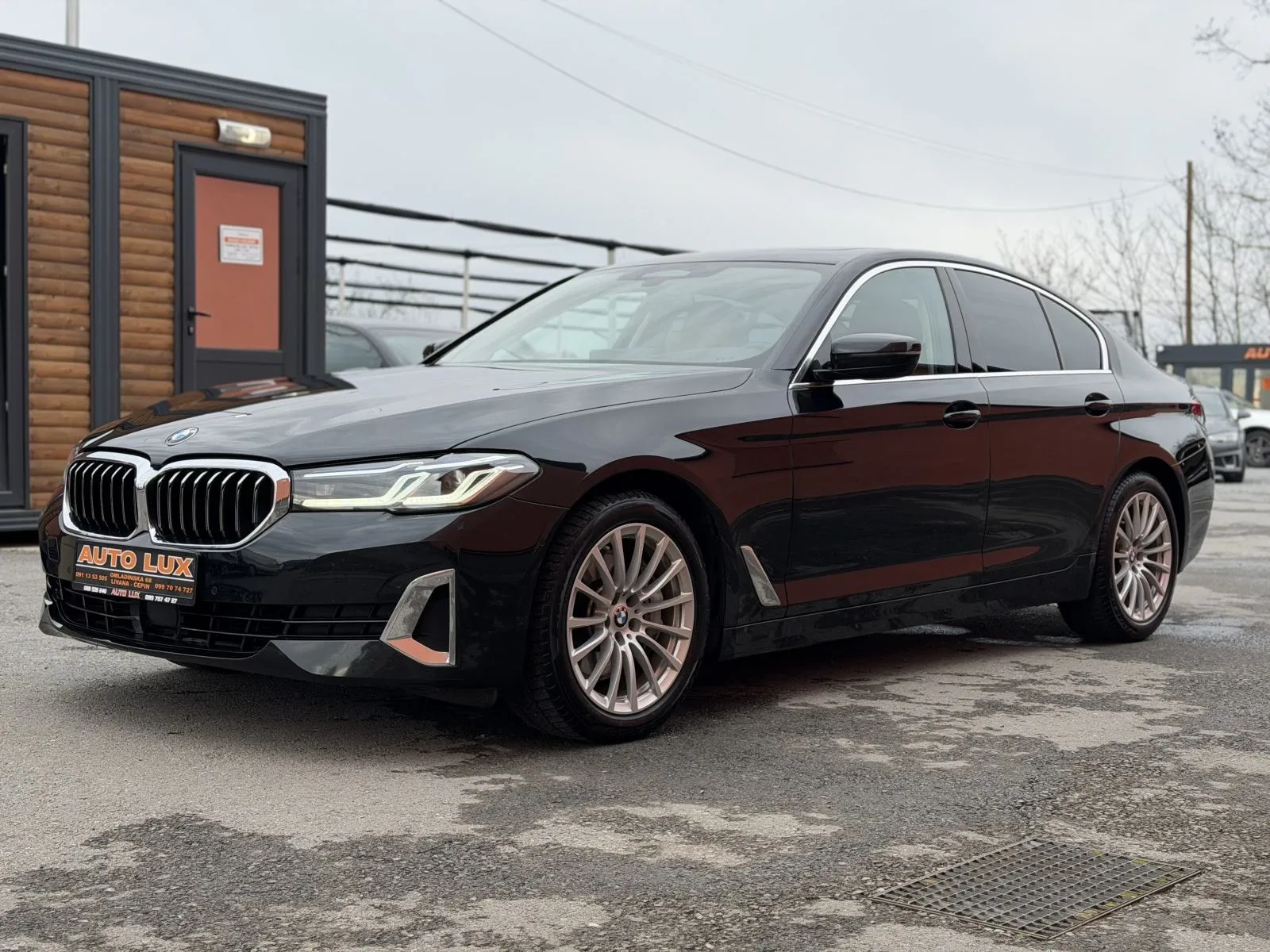 bmw serija 5 530d automatik•2023.g.•laser•kamera•leasing - slika 3