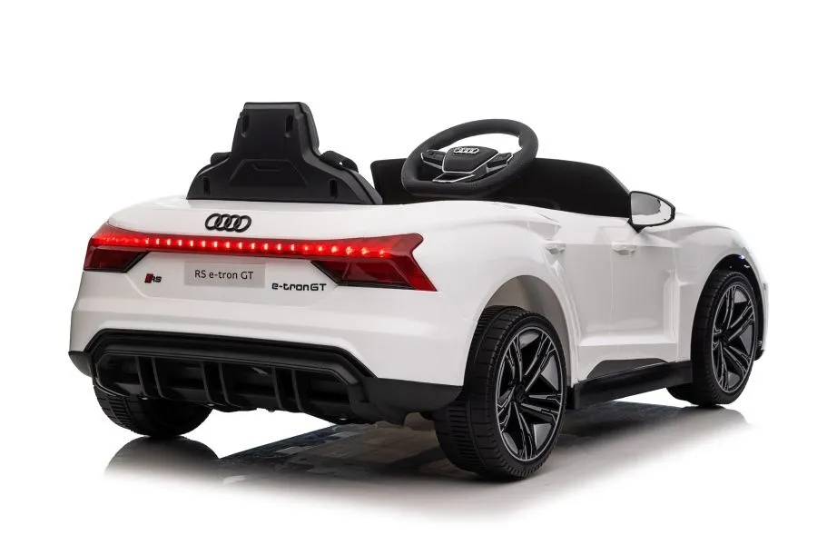licencirani auto na akumulator audi e-tron gt 4 x 4- bijeli - slika 4