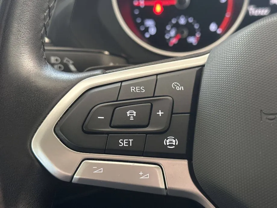 vw tiguan 2,0 tdi *dsg* jamstvo 24 mjeseca! - slika 19