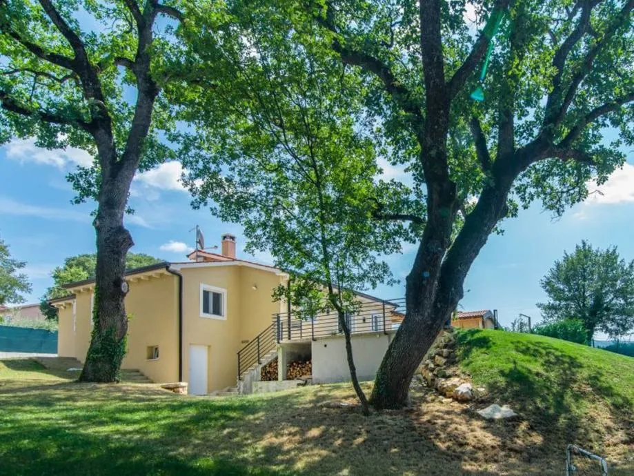 kuća: tinjan, 142 m2, samostojeća kuća sa bazenom i ljetnom kuhinjom - slika 13