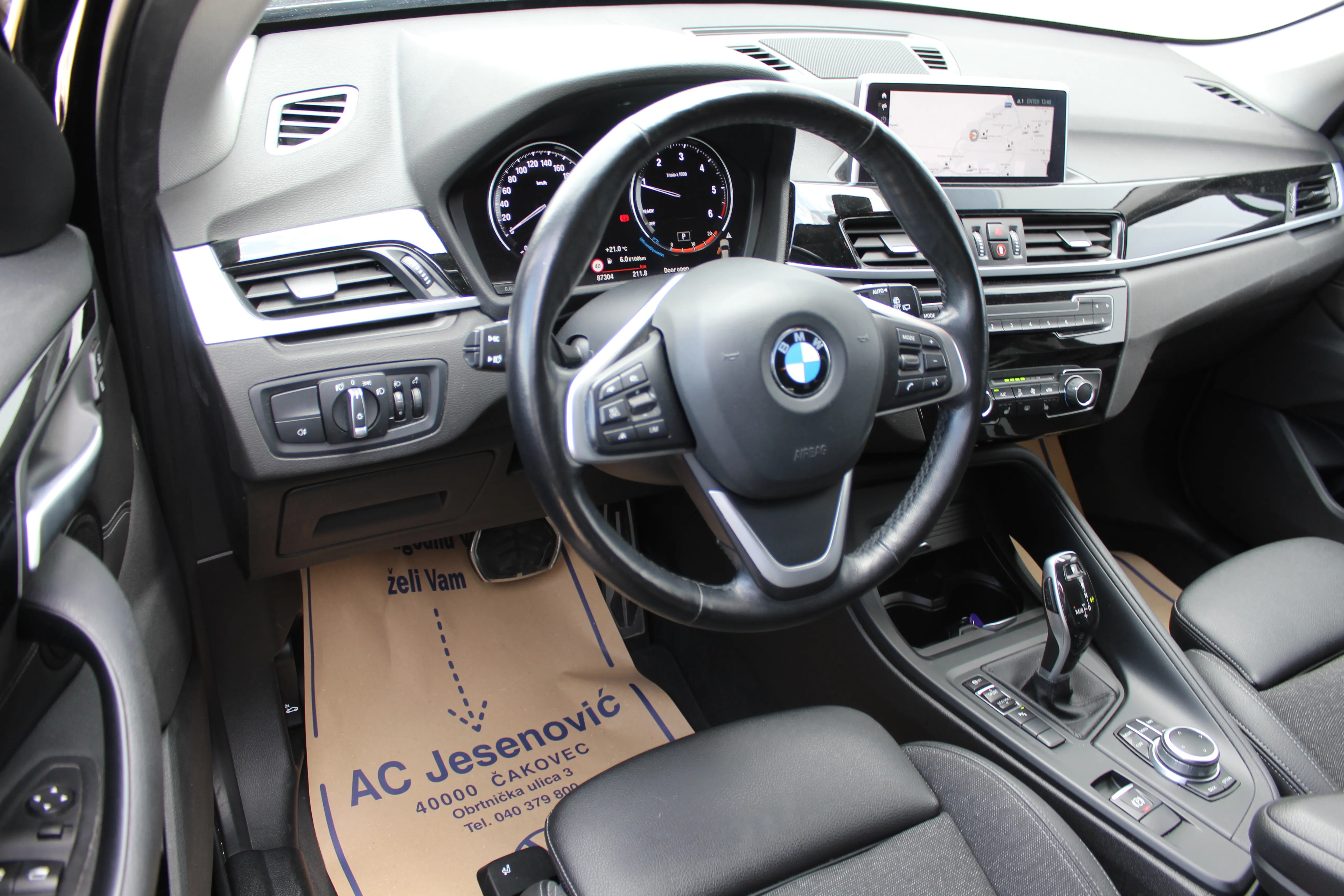 13225 bmw x1 sdrive 18 d - slika 9