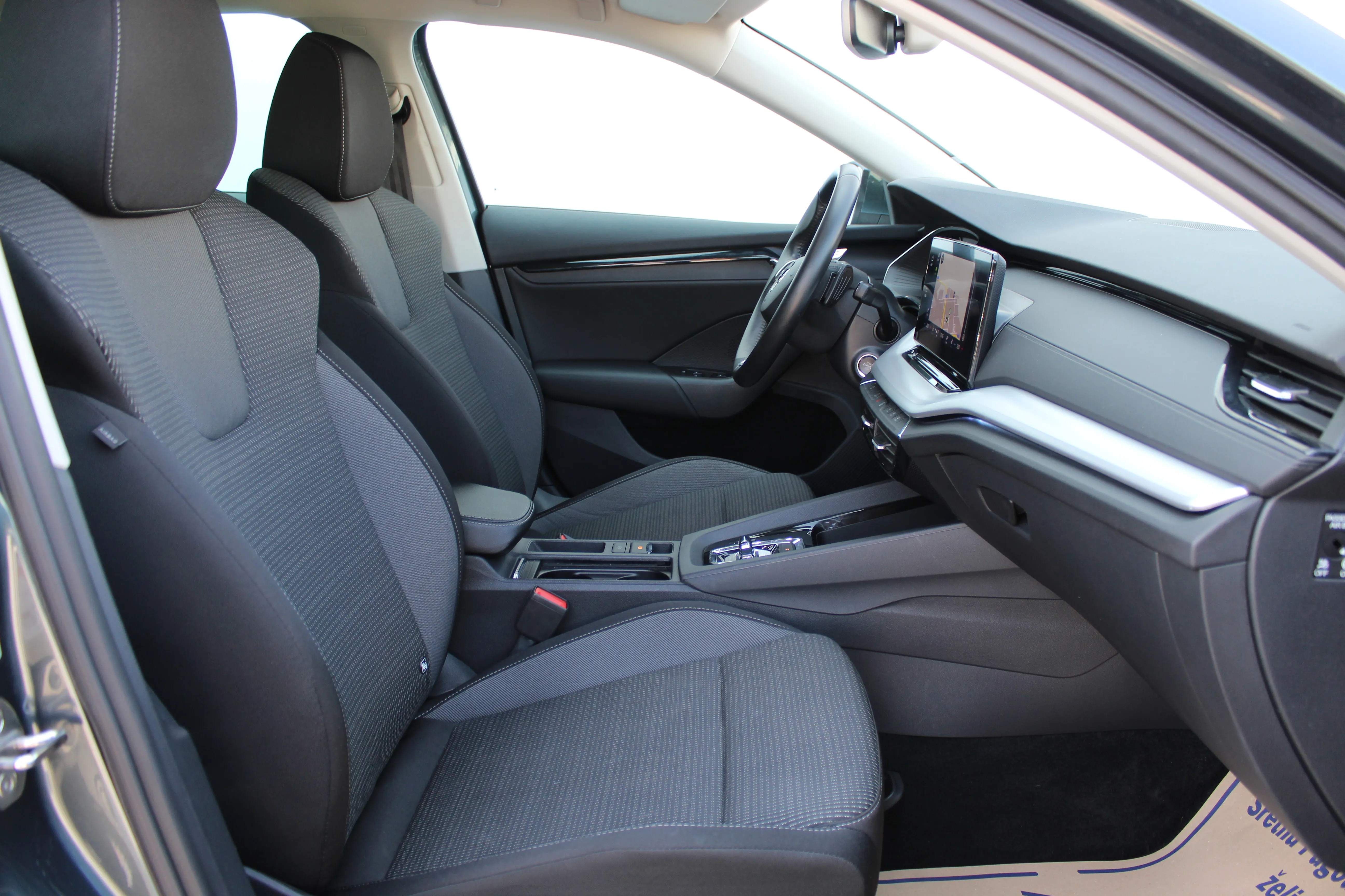 13147 škoda octavia combi ambition 2.0 tdi dsg - slika 12