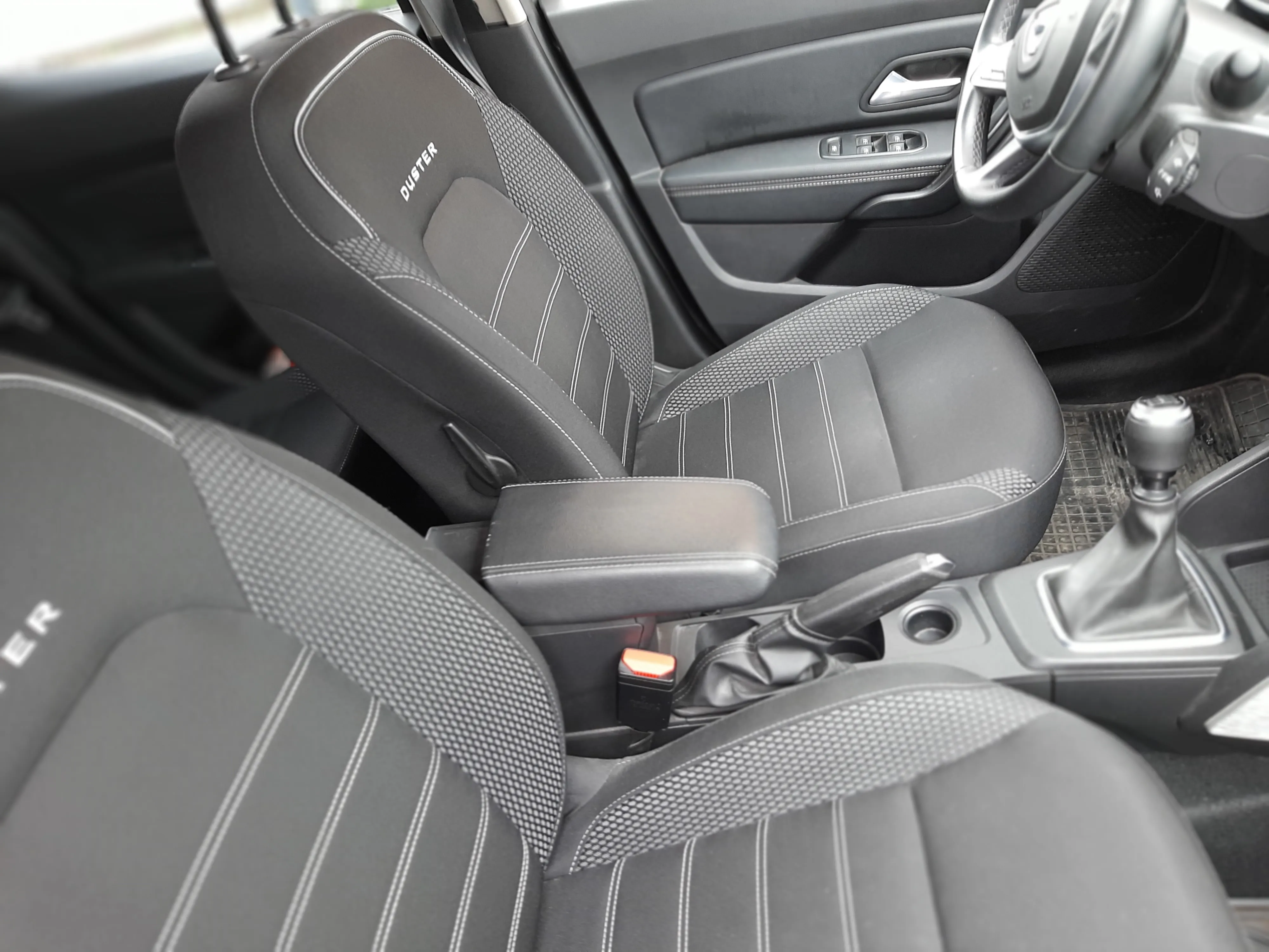dacia duster 1,5 dci prestige ,66400km, 2022 g. reg 03/2027 nije uvoz - slika 20