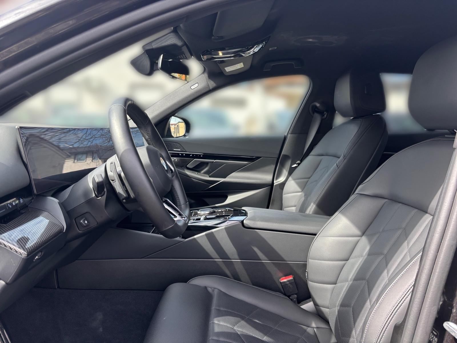 bmw serija 5 520d xdrive m sport - slika 10
