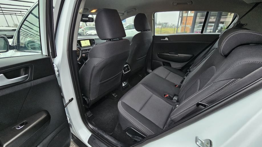 kia sportage 1,6 crdi,navigacija,kamera,alu,tempomat,climatronic,.. - slika 11