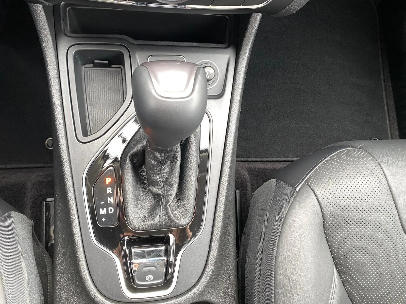 jeep cherokee 2,2 automatik limited 4x4, navi, kamera, 4x garancija!!! - slika 10