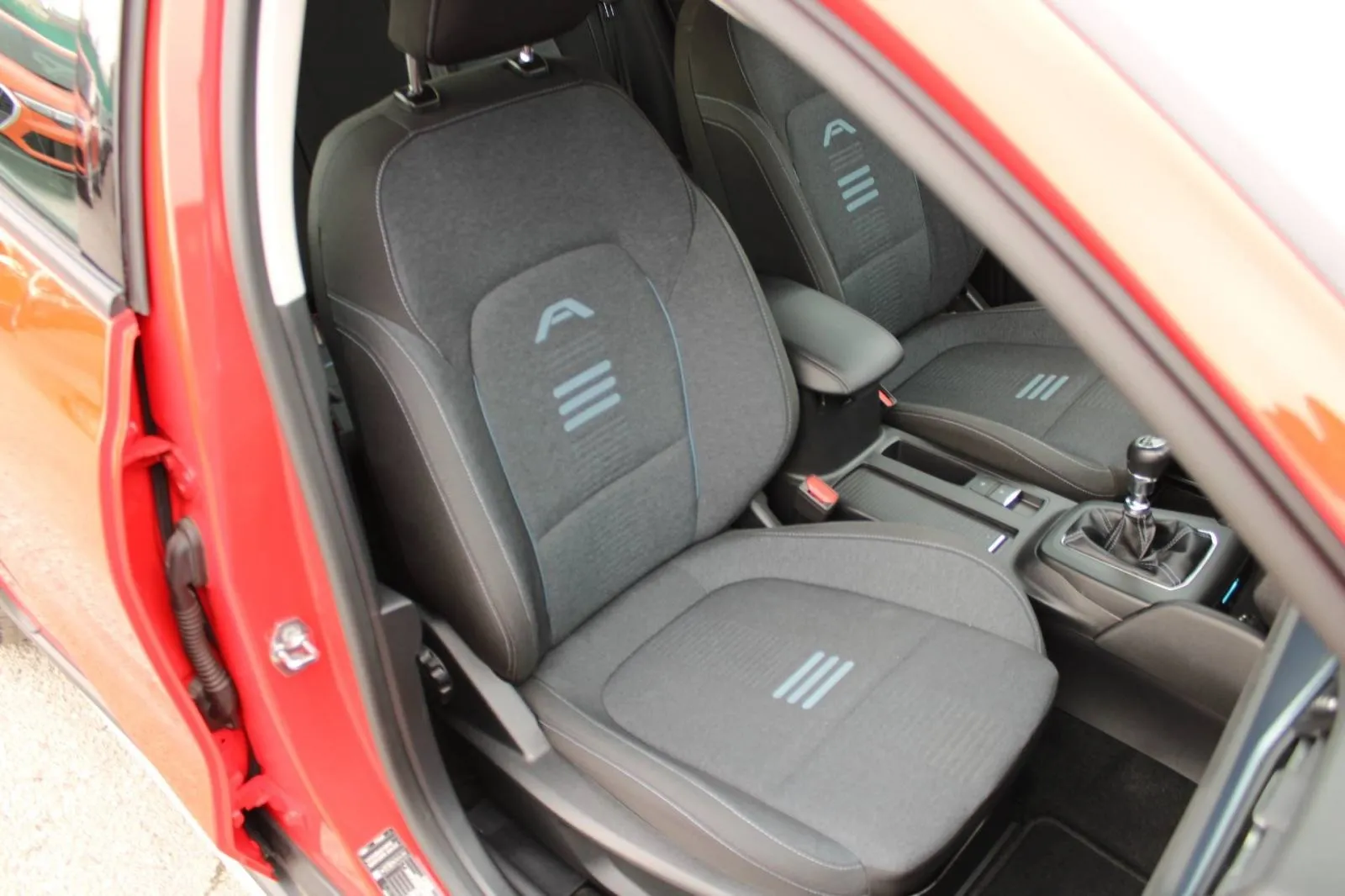 ford focus karavan active 1.0 ecoboost *led, navigacija* - slika 12