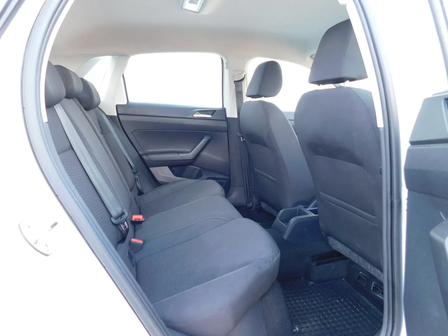 08037 volkswagen polo 1.0 tsi comfortline - slika 13