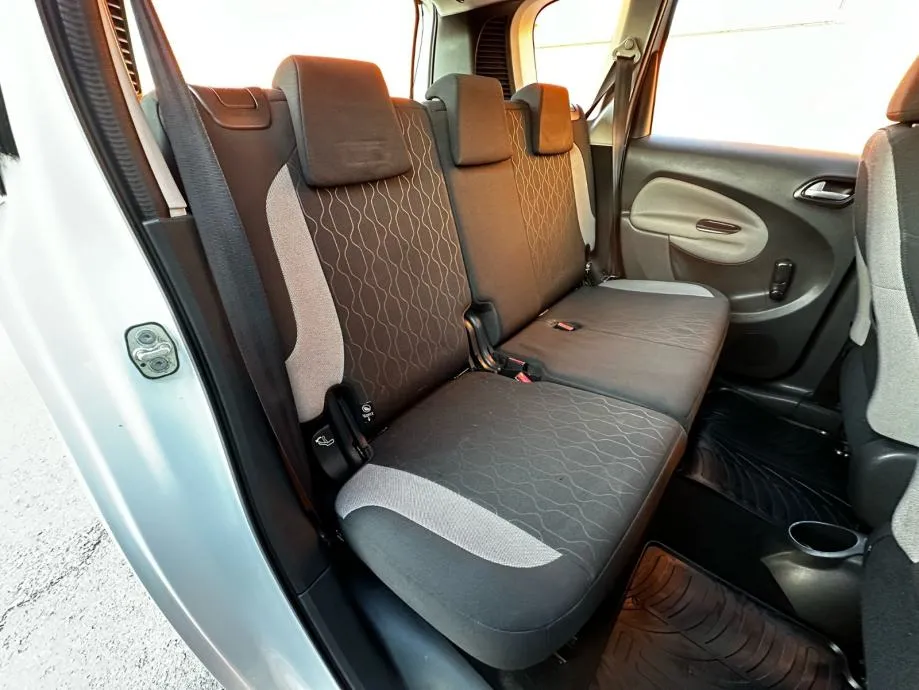 citroën c3 picasso 1,6 hdi • 2014.g. • tempomat • 100 038 km• - slika 18