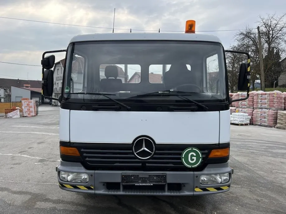 marcedes benz atego 818 vučna služba, 2002 god. - slika 2