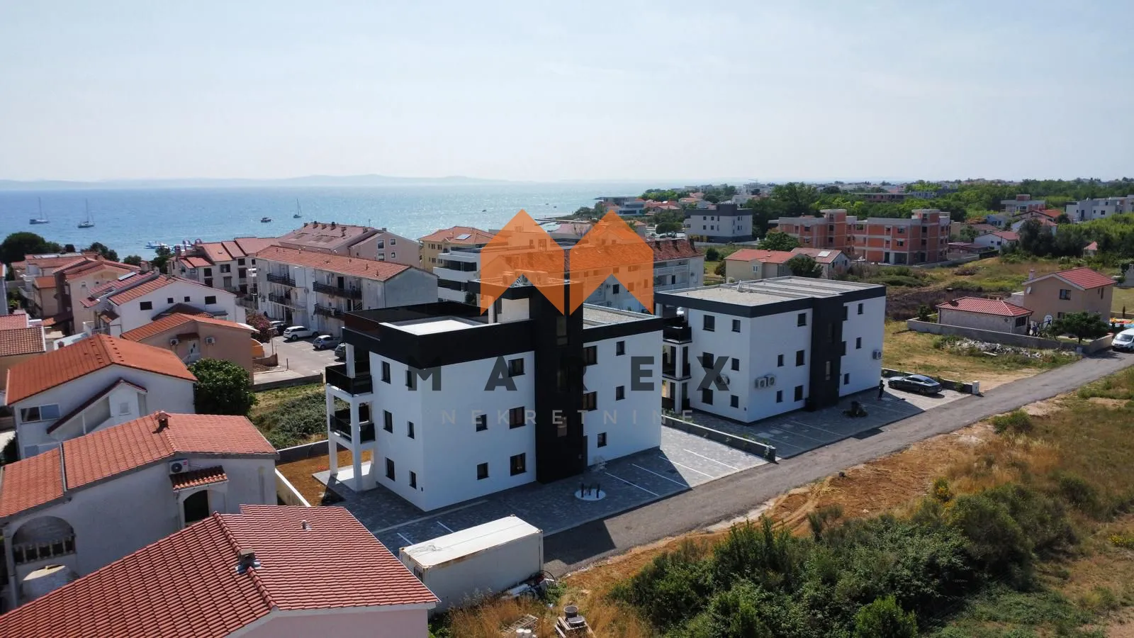 apartman privlaka, novogradnja, luksuzno - slika 3