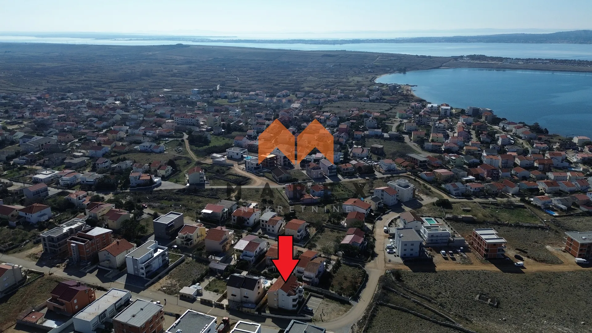 prostrani apartman s pogledom na more u povljani - slika 18
