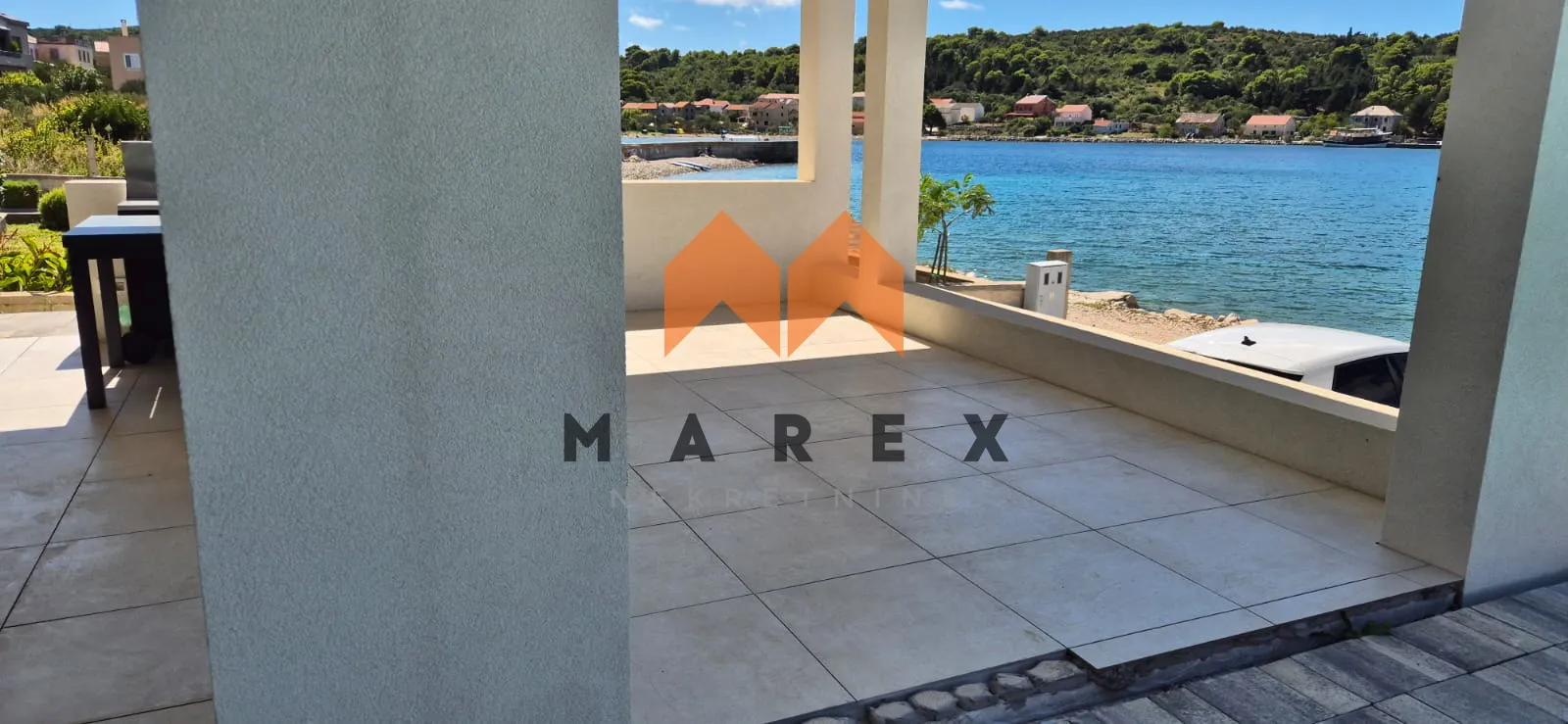 luksuzna novogradnja s bazenom 5 m od mora – dugi otok - slika 6