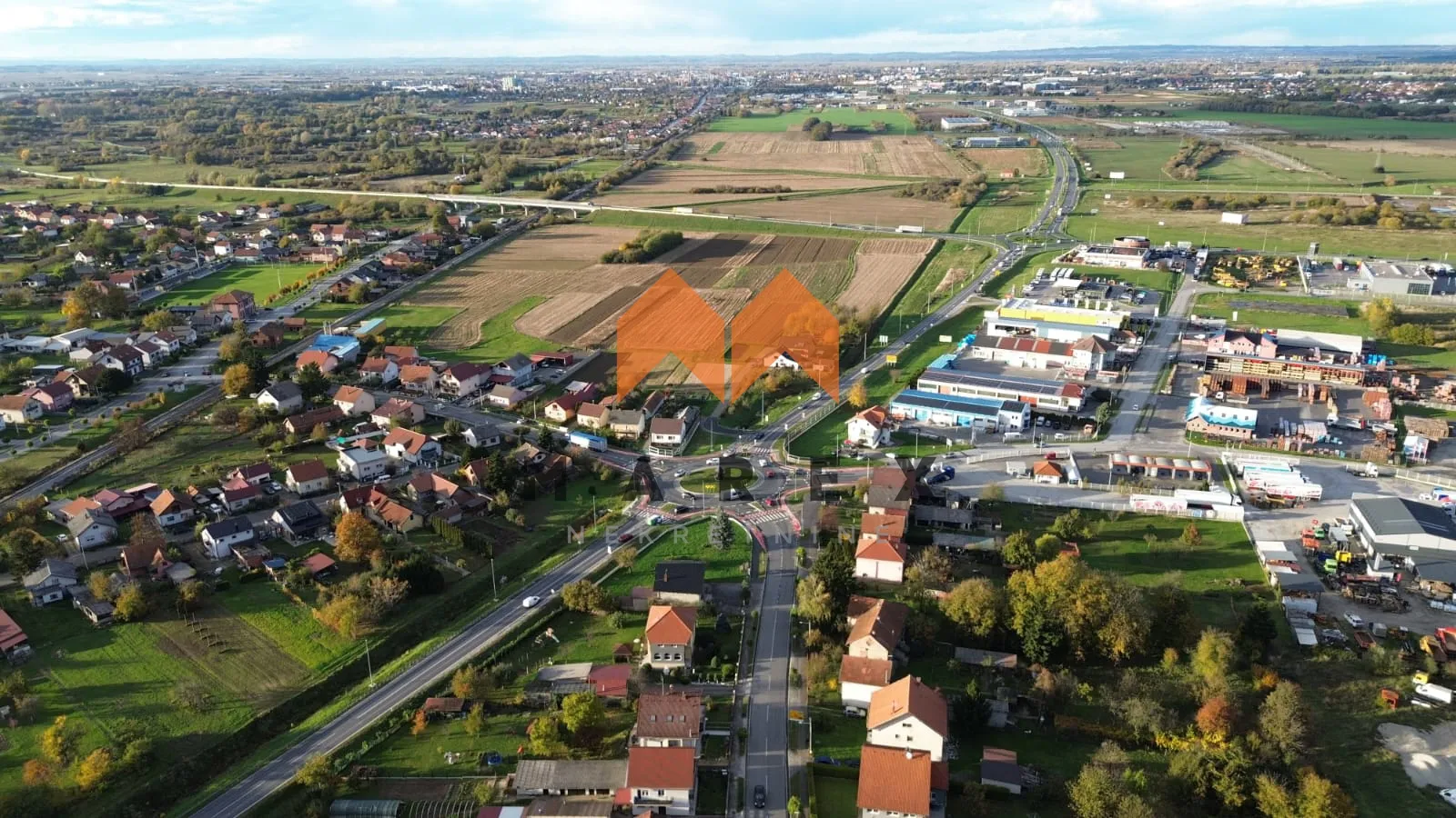 kuća sa potencijalom i građevinskim zemljištem-predgrađe varaždina - slika 11