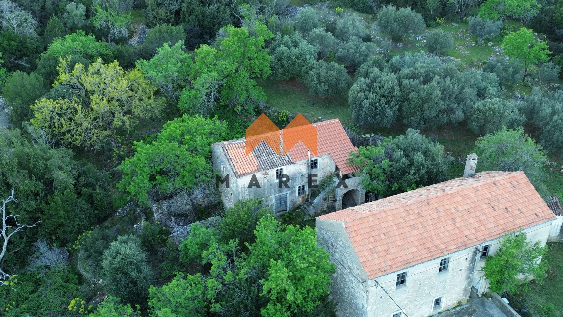stara kamena kuća za obnovu -odlična prilika - slika 11