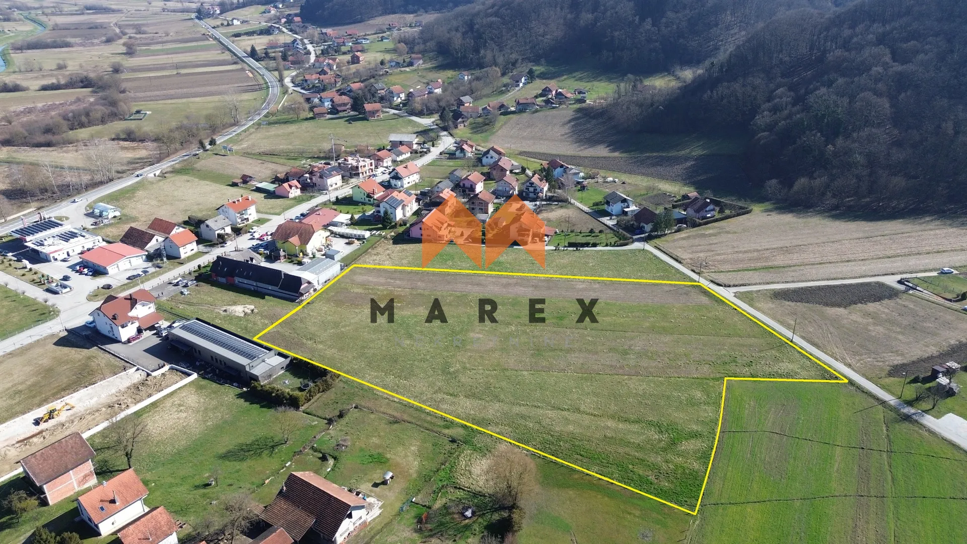 građevinsko zem. sa idejnim projektom-12200m2-blizina toplica - slika 3