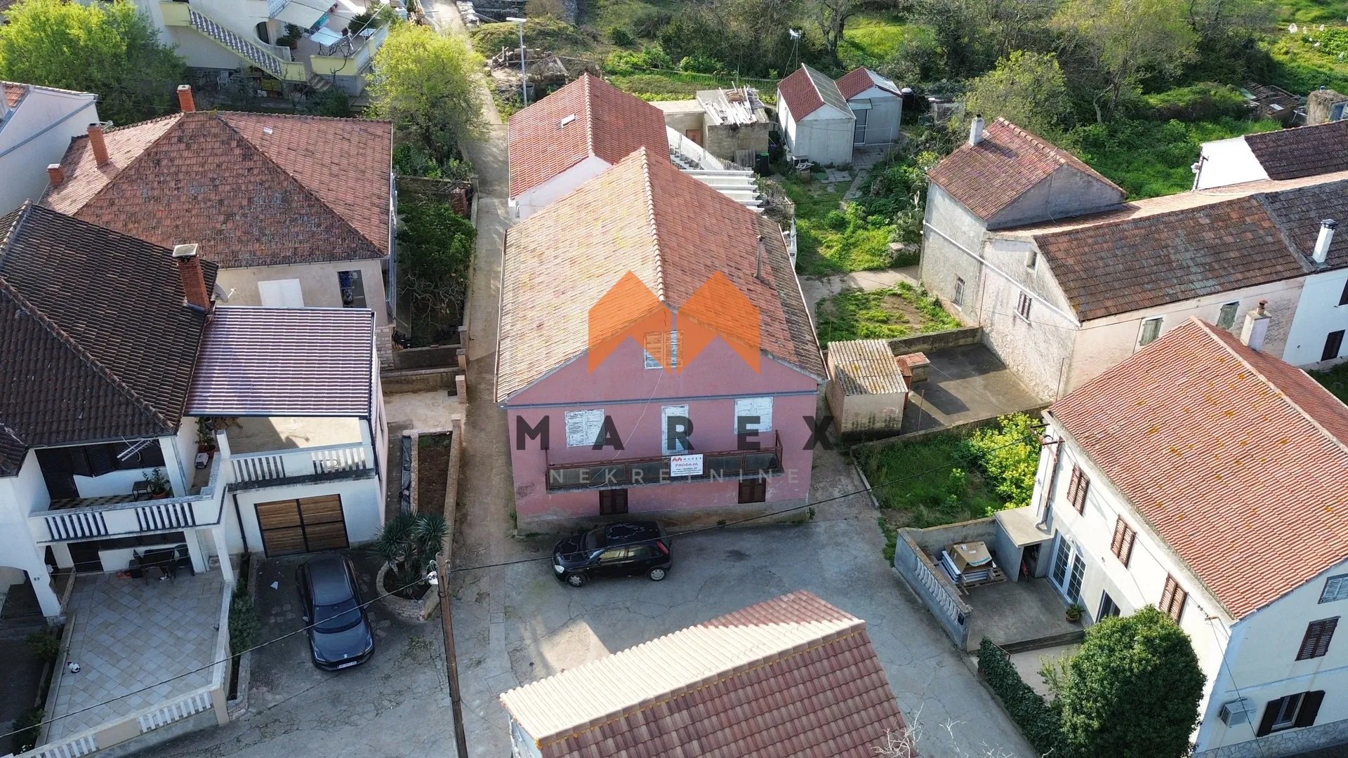 prostrana kuća u salima ,rijetka prilika za invensticiju!! - slika 6