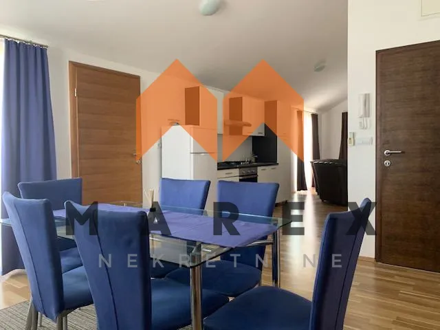 prostrani apartman s pogledom na more u povljani - slika 13