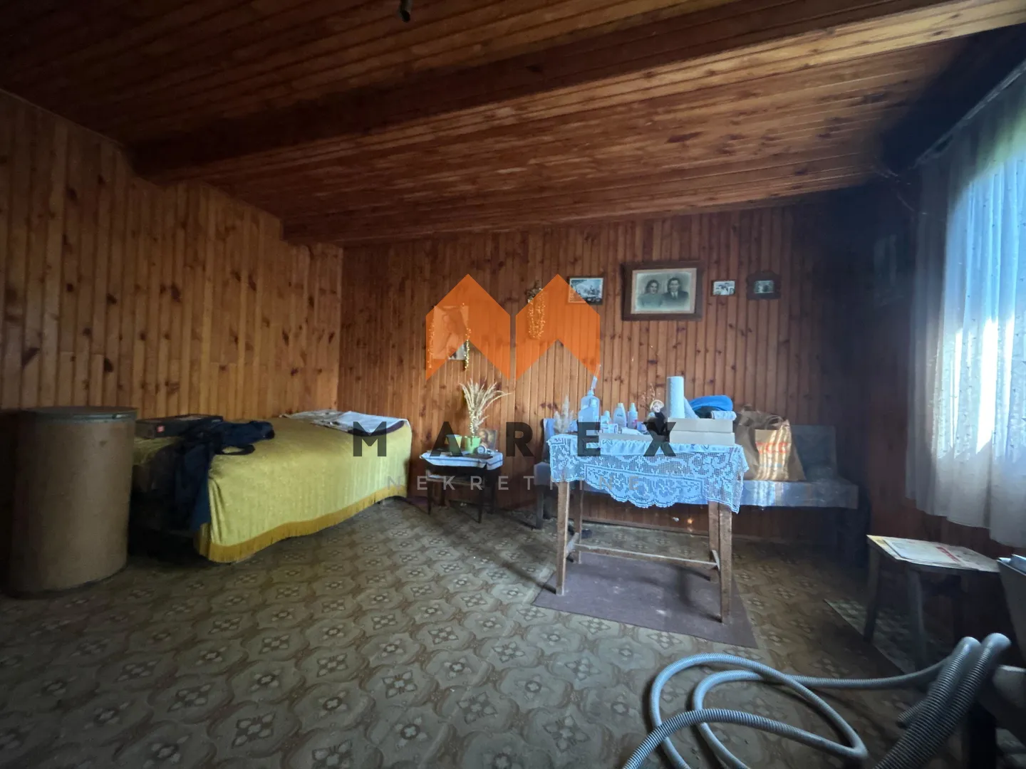 kuća 100 m2 + gospodarski objekt na parceli 2910 m2 - luka - slika 13