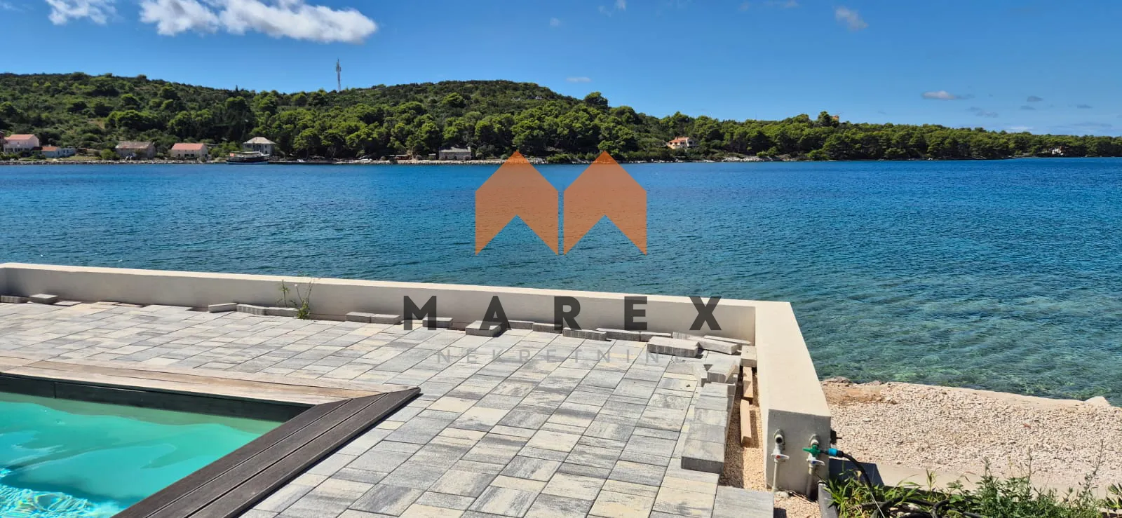 luksuzna novogradnja s bazenom 5 m od mora – dugi otok - slika 5