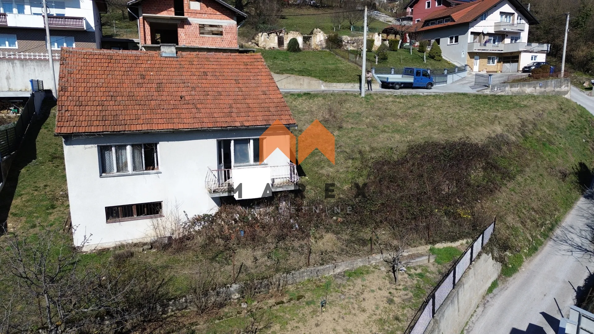 kuća za obnovu – centar krapine – 802 m² građevinsko zemljište - slika 4
