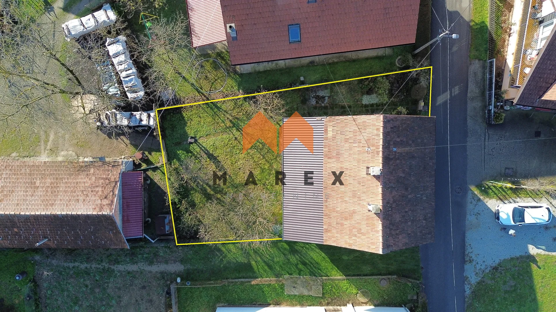 kuća u srcu stubice na top lokaciji - slika 9