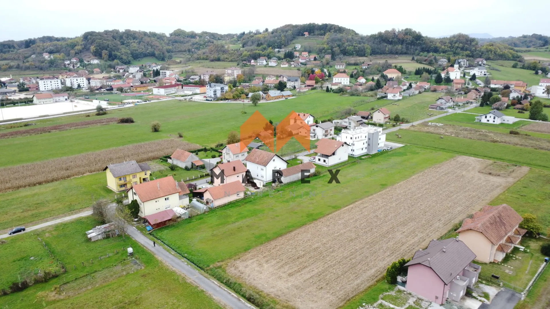 atraktivno građevinsko zemljište 4700m2-v. trgovišće - slika 7