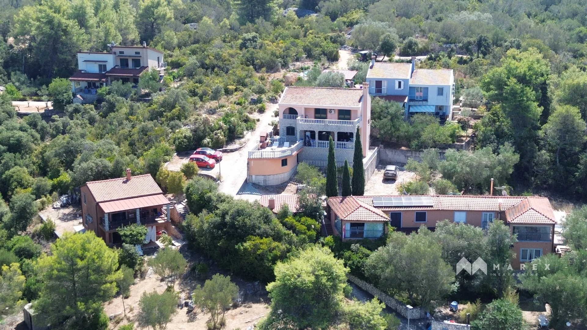 atraktivna kuća luka 114 m2,na samom moru - slika 5