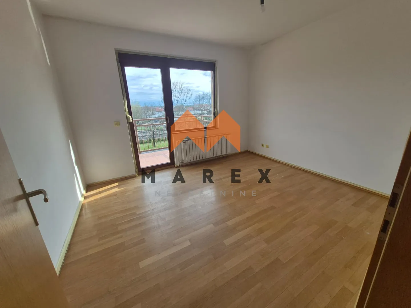 stan trosobni 71m2-donja dubrava - slika 5