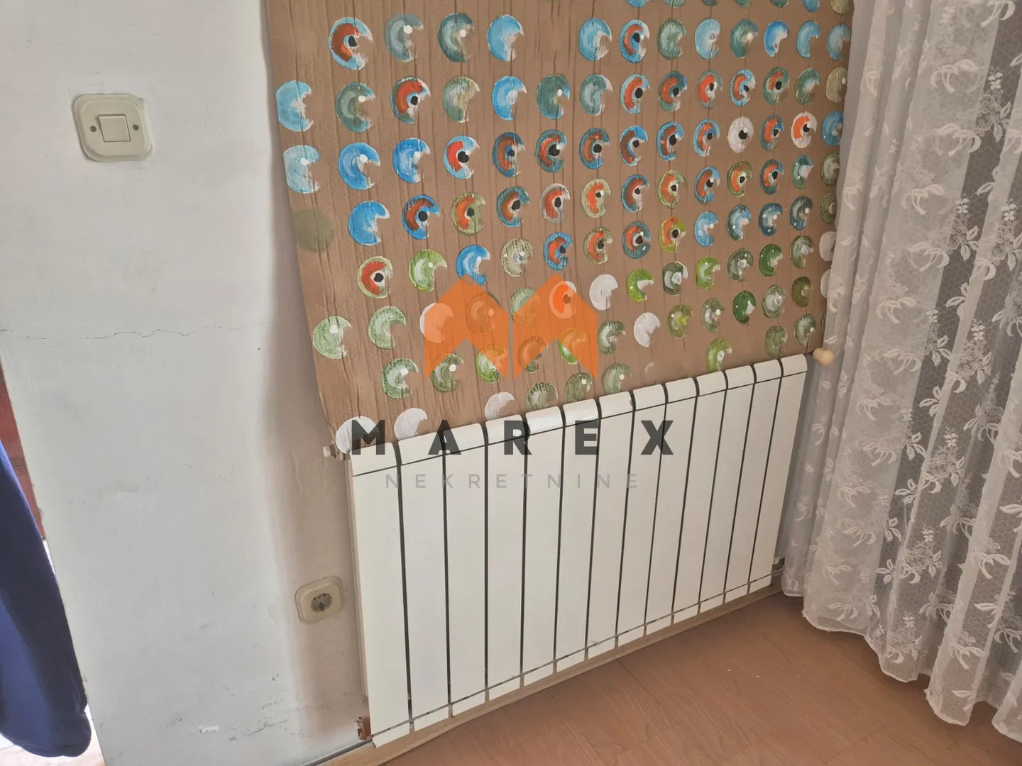 top lokacija-kuća uz more sa 4 apartmana i 1 studio - slika 21