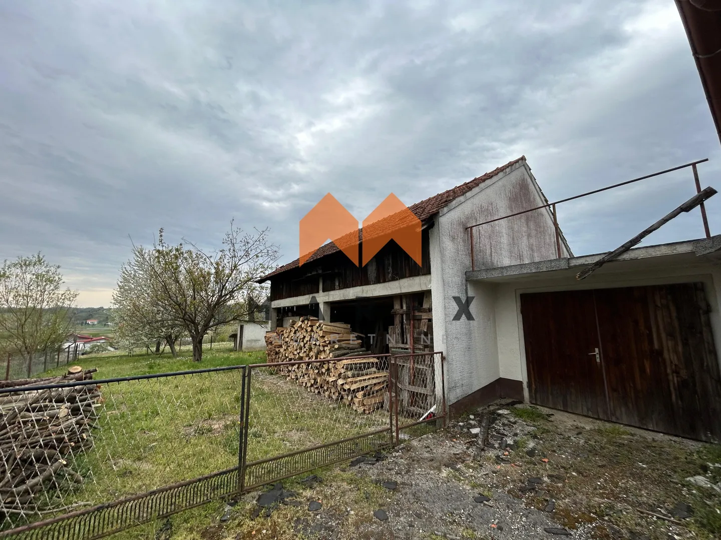 kuća prizemnica za adaptaciju-velika ves - slika 11